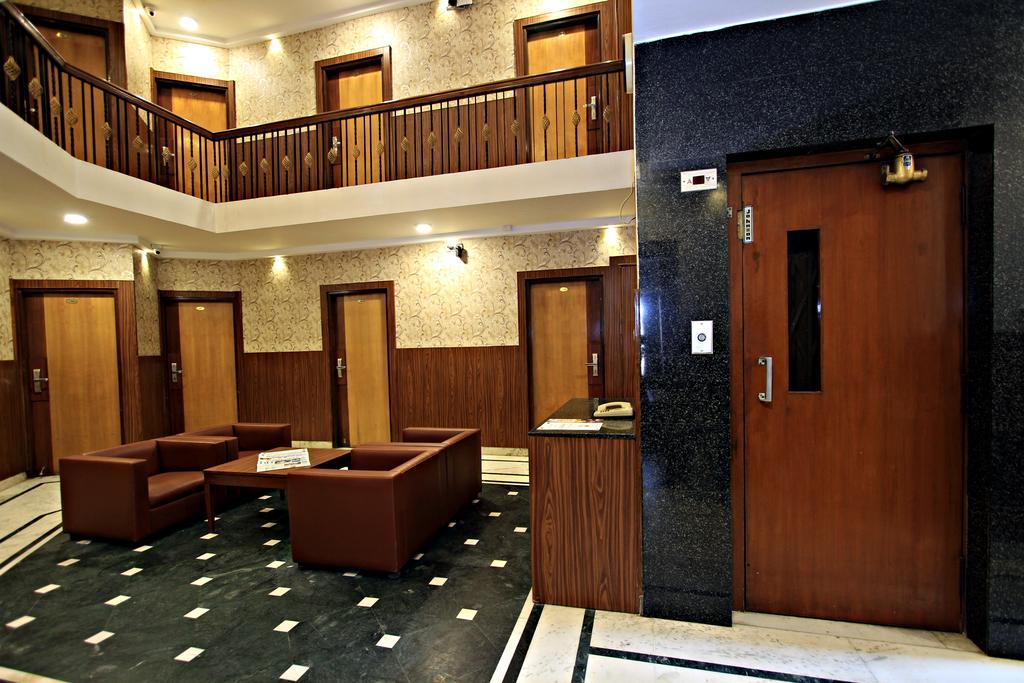 فندق بنغالورفي  فندق إمبير إنترناشيونال - سنترال ستريت المظهر الخارجي الصورة